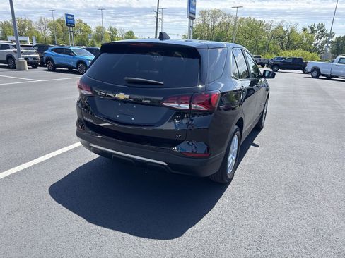 Used 2024 Chevrolet Equinox LT w/ LPO, Floor Liner Package FWD image 3