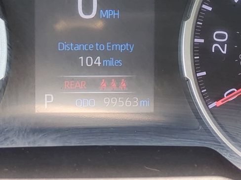 Used 2022 Toyota RAV4 XLE FWD image 24