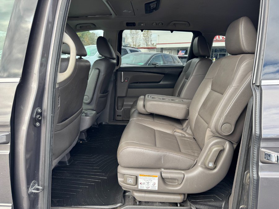 Used 2013 Honda Odyssey Touring Elite image 16