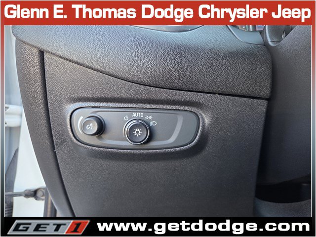 Used 2022 Chevrolet Equinox LS w/ LS Convenience Package FWD image 21