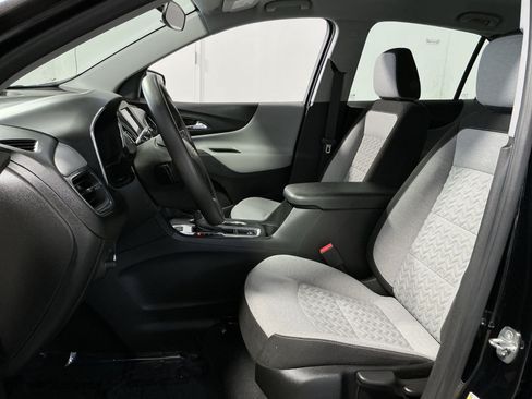 Used 2023 Chevrolet Equinox LS w/ Driver Confidence II Package AWD/4WD image 14