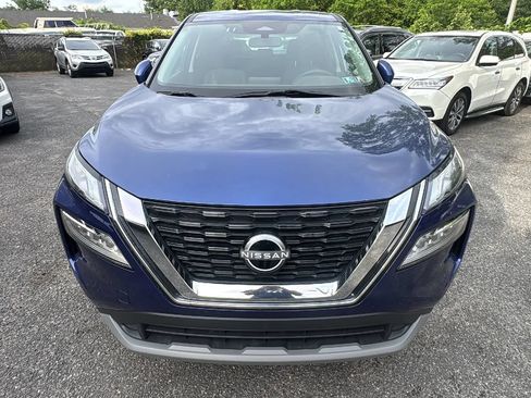 Used 2023 Nissan Rogue SV AWD/4WD image 2