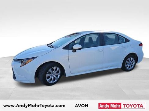 Used 2024 Toyota Corolla LE image 4