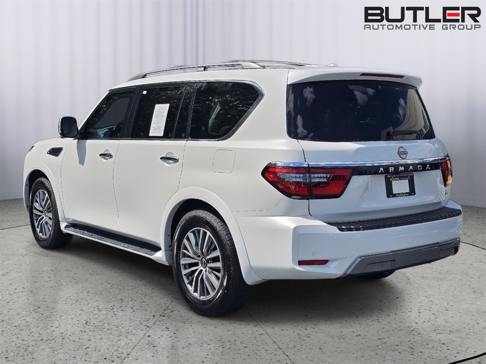 Used 2023 Nissan Armada SL w/ Captain's Chairs Package AWD/4WD image 13