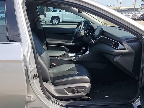Certified 2023 Toyota Camry XLE FWD image 10