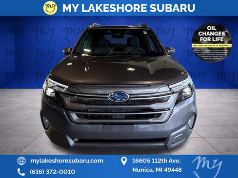 New 2026 Subaru Forester Premium AWD/4WD image 2