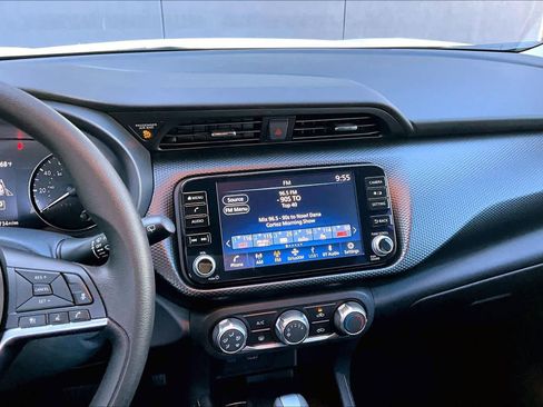 Certified 2024 Nissan Kicks SV image 6