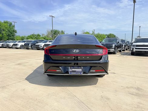 Used 2022 Hyundai Sonata SE w/ Cargo Package FWD image 6