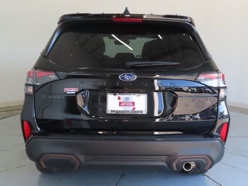 Used 2025 Subaru Forester Sport w/ Popular Package #1 AWD/4WD image 4