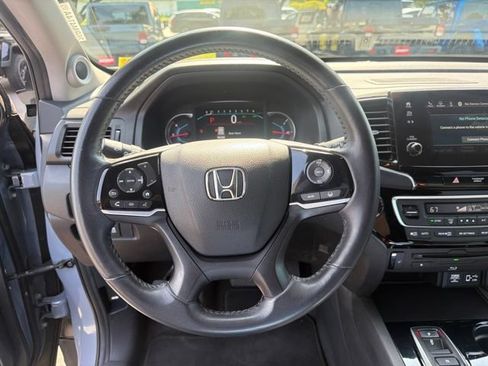 Used 2022 Honda Pilot Touring image 24