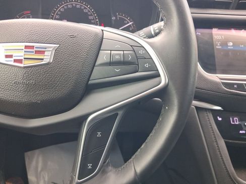 Used 2017 Cadillac XT5 Luxury FWD image 20