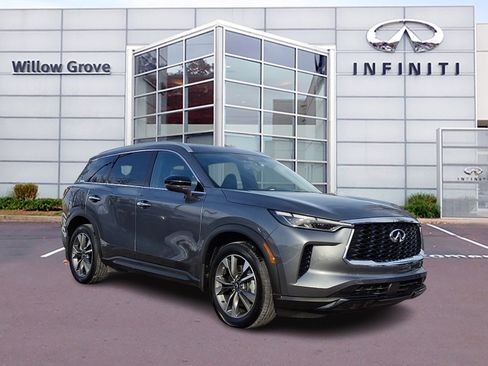 Certified 2025 INFINITI QX60 Luxe image 1
