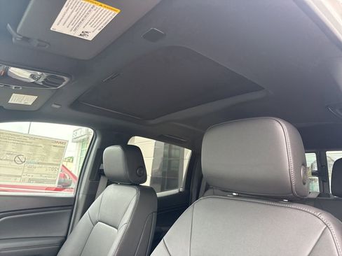 New 2026 GMC Canyon Elevation w/ Convenience Package image 23