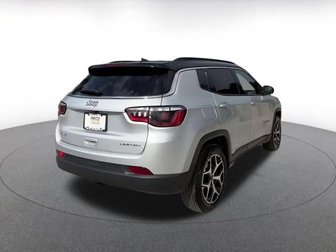 Used 2025 Jeep Compass Limited AWD/4WD image 15