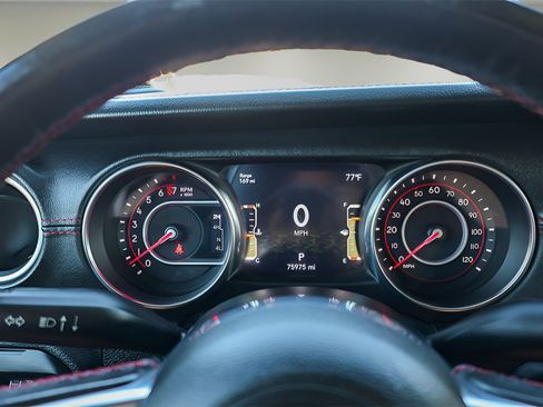 Used 2020 Jeep Gladiator Rubicon image 28