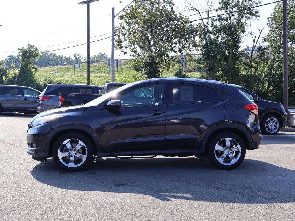 Used 2017 Honda HR-V EX-L image 4