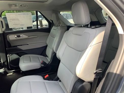 New 2026 Ford Explorer Active w/ Active Comfort Package AWD/4WD image 21