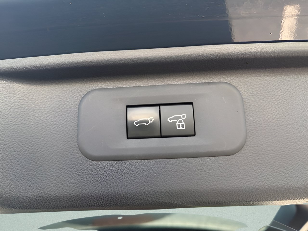 Used 2024 Toyota Grand Highlander AWD image 15