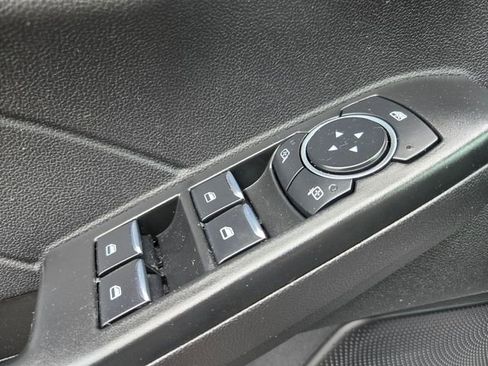 Used 2025 Ford Escape ST-Line AWD/4WD image 32