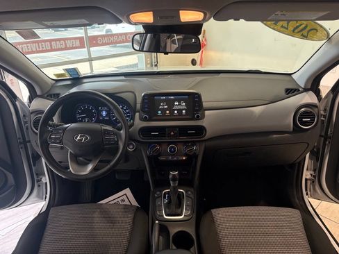 Used 2021 Hyundai Kona SEL w/ Cargo Package AWD/4WD image 5