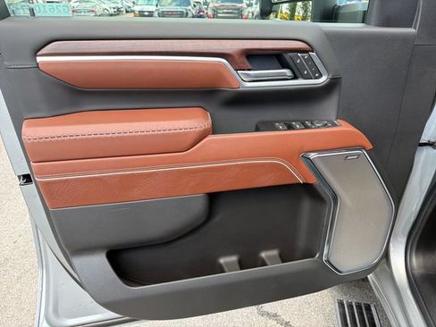 New 2026 GMC Sierra 2500 Denali Ultimate AWD/4WD image 16