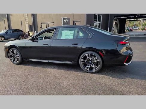 New 2025 BMW 740i 740i image 14