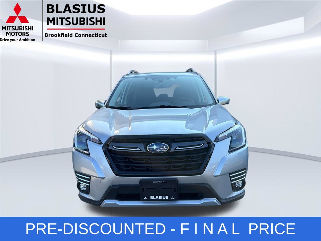 Used 2023 Subaru Forester Touring AWD/4WD image 4