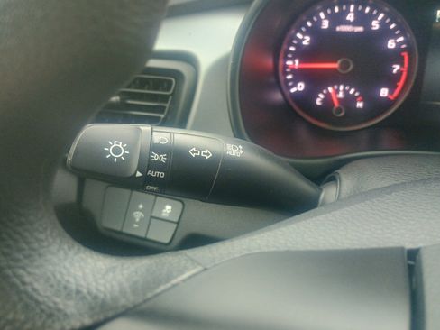 Used 2022 Kia Rio S w/ Technology Package image 20