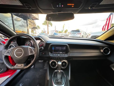 Used 2019 Chevrolet Camaro SS image 19