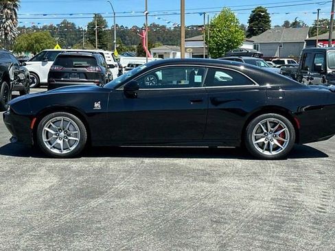 New 2025 Dodge Charger Daytona Scat Pack w/ Track Pack image 7