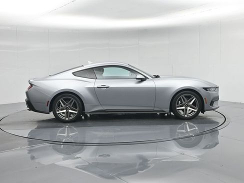 Used 2024 Ford Mustang Premium image 27