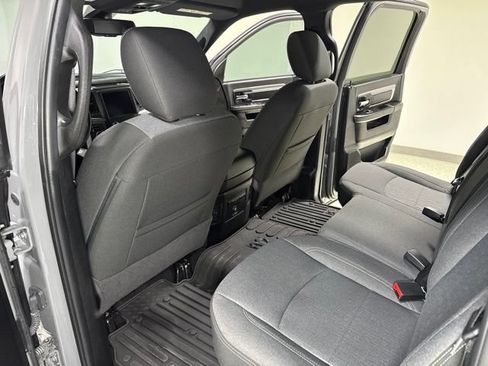 Used 2022 RAM 1500 Classic Warlock w/ Ceramic Grey Warlock Package AWD/4WD image 25