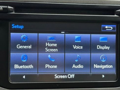 Used 2019 Toyota 4Runner SR5 AWD/4WD image 35