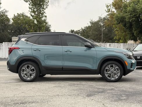 Certified 2024 Kia Seltos S AWD/4WD image 3