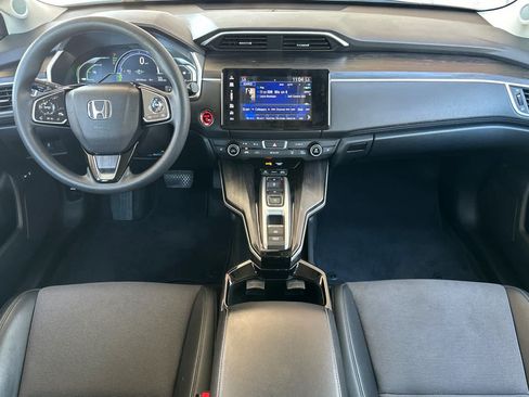 Used 2020 Honda Clarity Plug-In Hybrid image 3