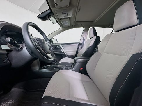 Used 2017 Toyota RAV4 XLE FWD image 13