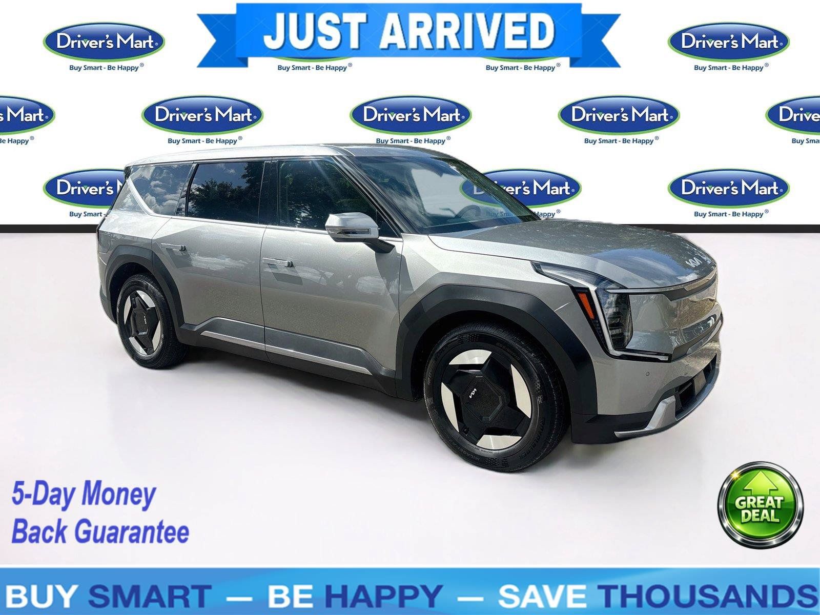 Used 2024 Kia EV9 Light Long Range RWD image 1