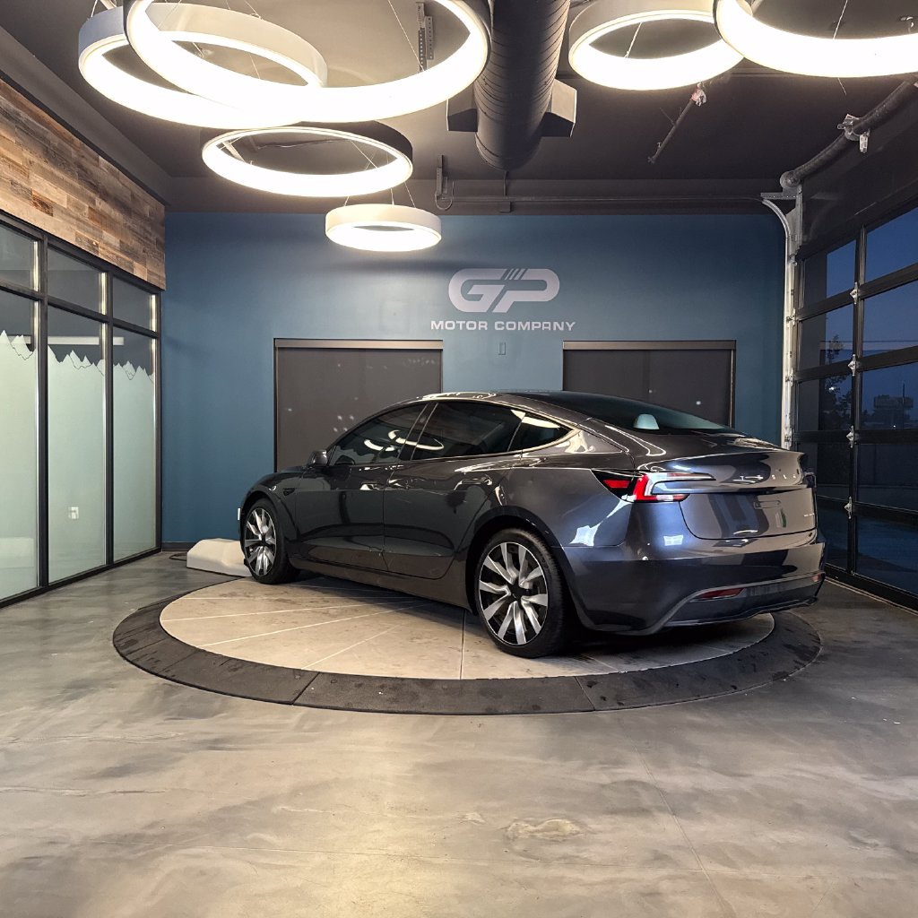 Used 2025 Tesla Model 3 Long Range AWD/4WD image 5