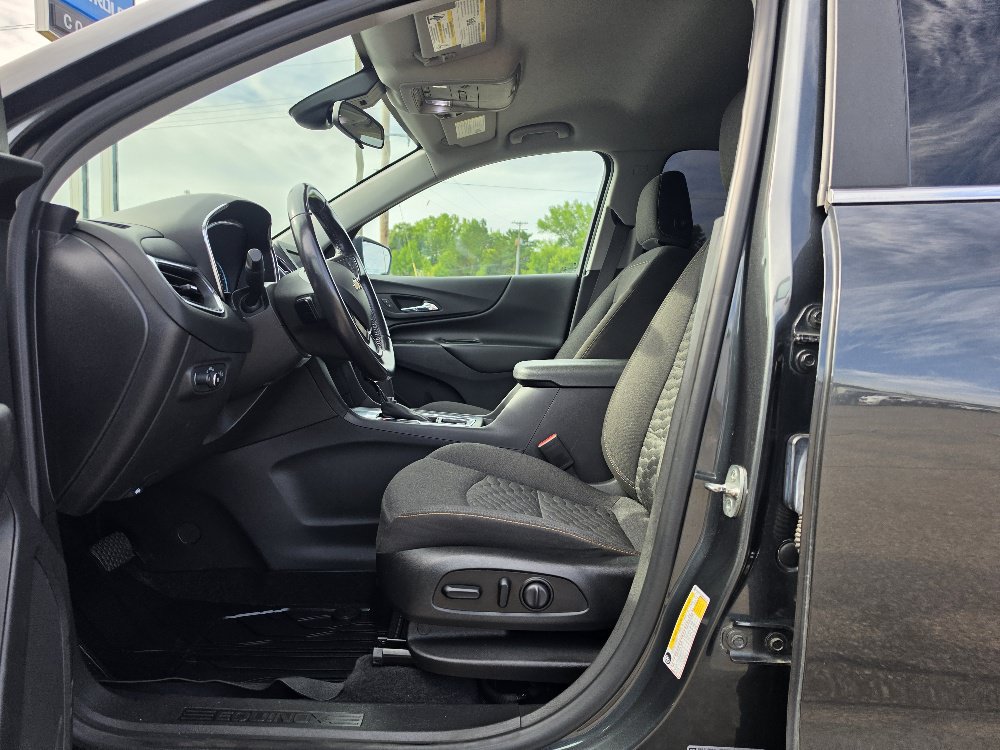 Used 2021 Chevrolet Equinox LT FWD image 4