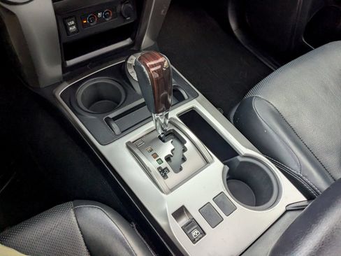 Used 2016 Toyota 4Runner Limited AWD/4WD image 16