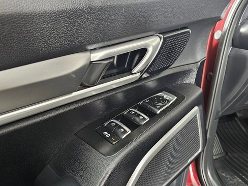 Used 2020 Kia Telluride S AWD/4WD image 19