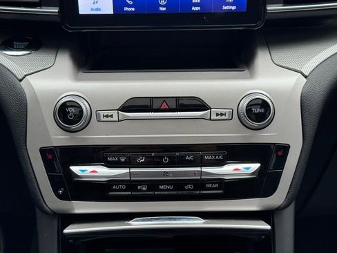 Certified 2023 Ford Explorer XLT w/ Equipment Group 202A image 14