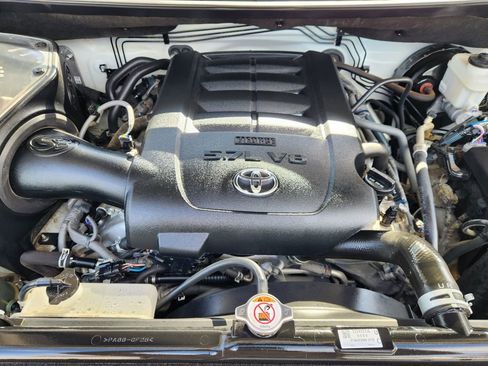 Used 2019 Toyota Tundra SR5 image 29