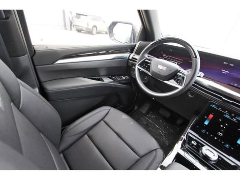 New 2026 Cadillac Escalade 2WD image 8