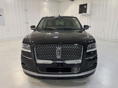 Used 2022 Lincoln Navigator Reserve image 33
