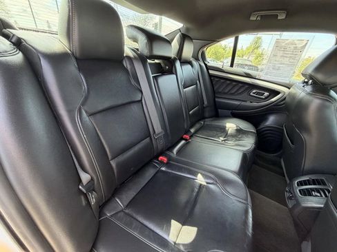 Used 2014 Ford Taurus SEL w/ Equipment Group 201A FWD image 17