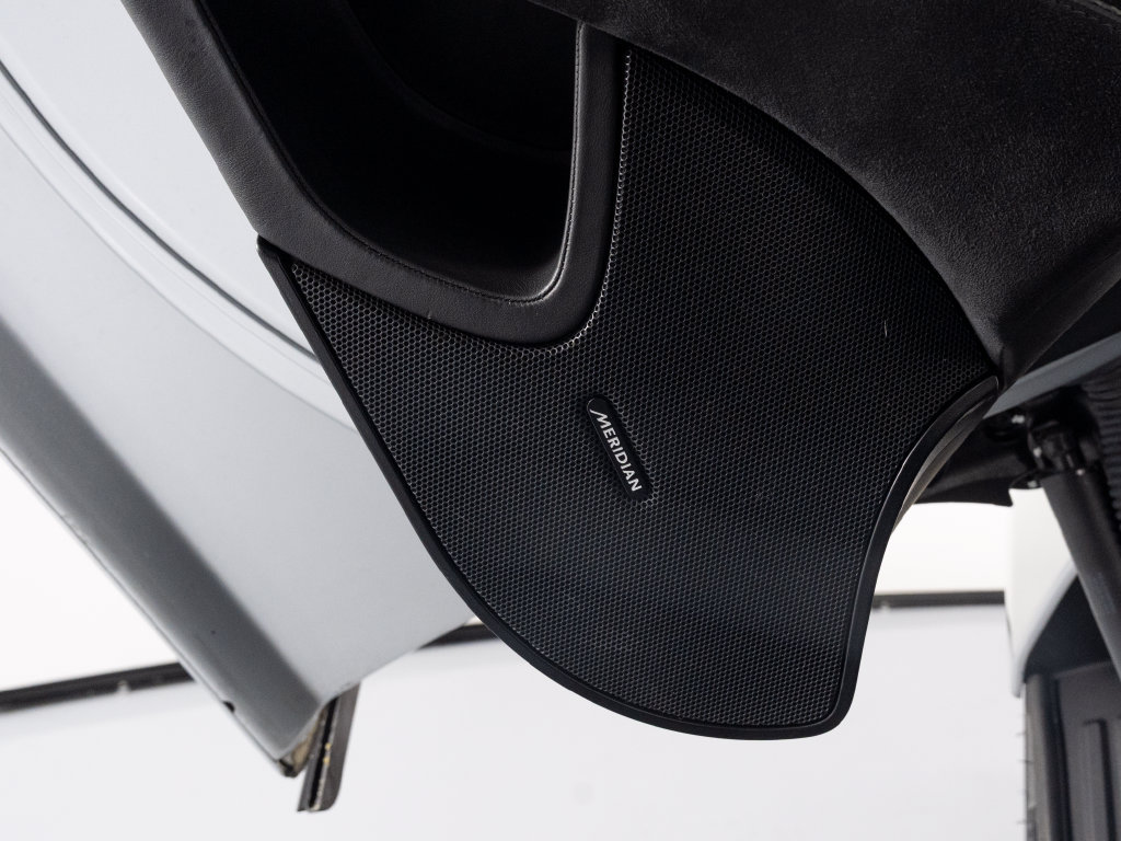 Used 2013 McLaren MP4-12C Spider RWD image 14