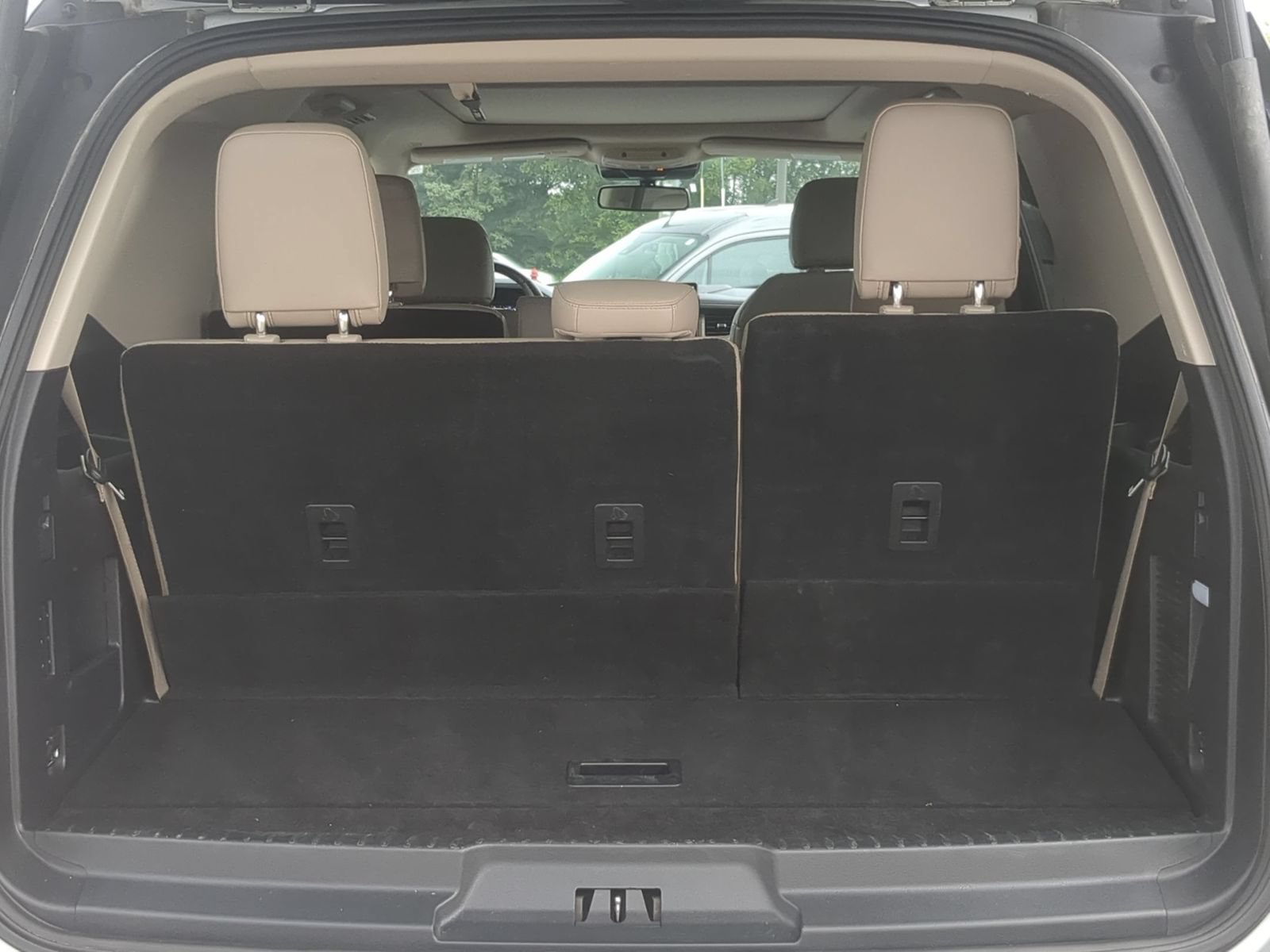 Used 2024 Ford Expedition Limited RWD image 33