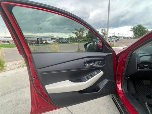 Used 2025 Honda Accord EX-L image 10