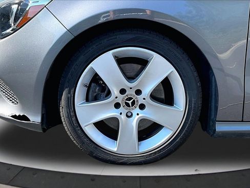 Used 2019 Mercedes-Benz CLA 250 4MATIC image 31